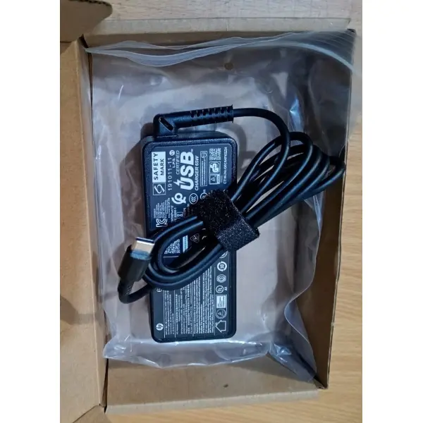 HP 65W USB Type-C Laptop Power Adapter