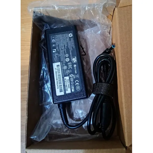 HP 65W AC Power Adapter