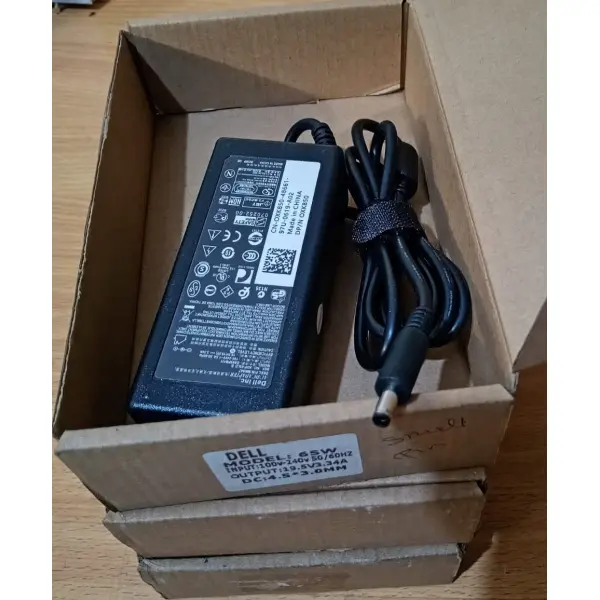 Dell Small Pin Laptop Adapter 65W